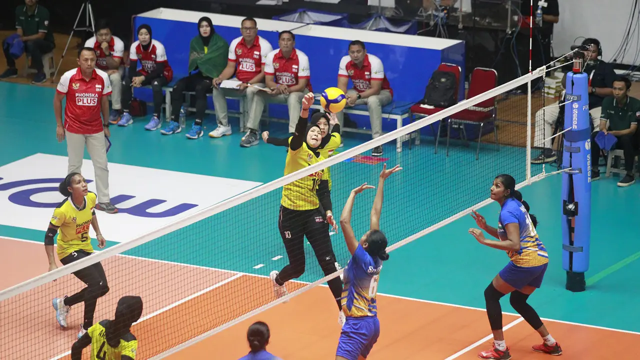 Foto: India Jadi Korban Terakhir, Timnas Bola Voli Putri Indonesia Hadapi China Taipei di Semifinal AVC Challenge Cup 2023