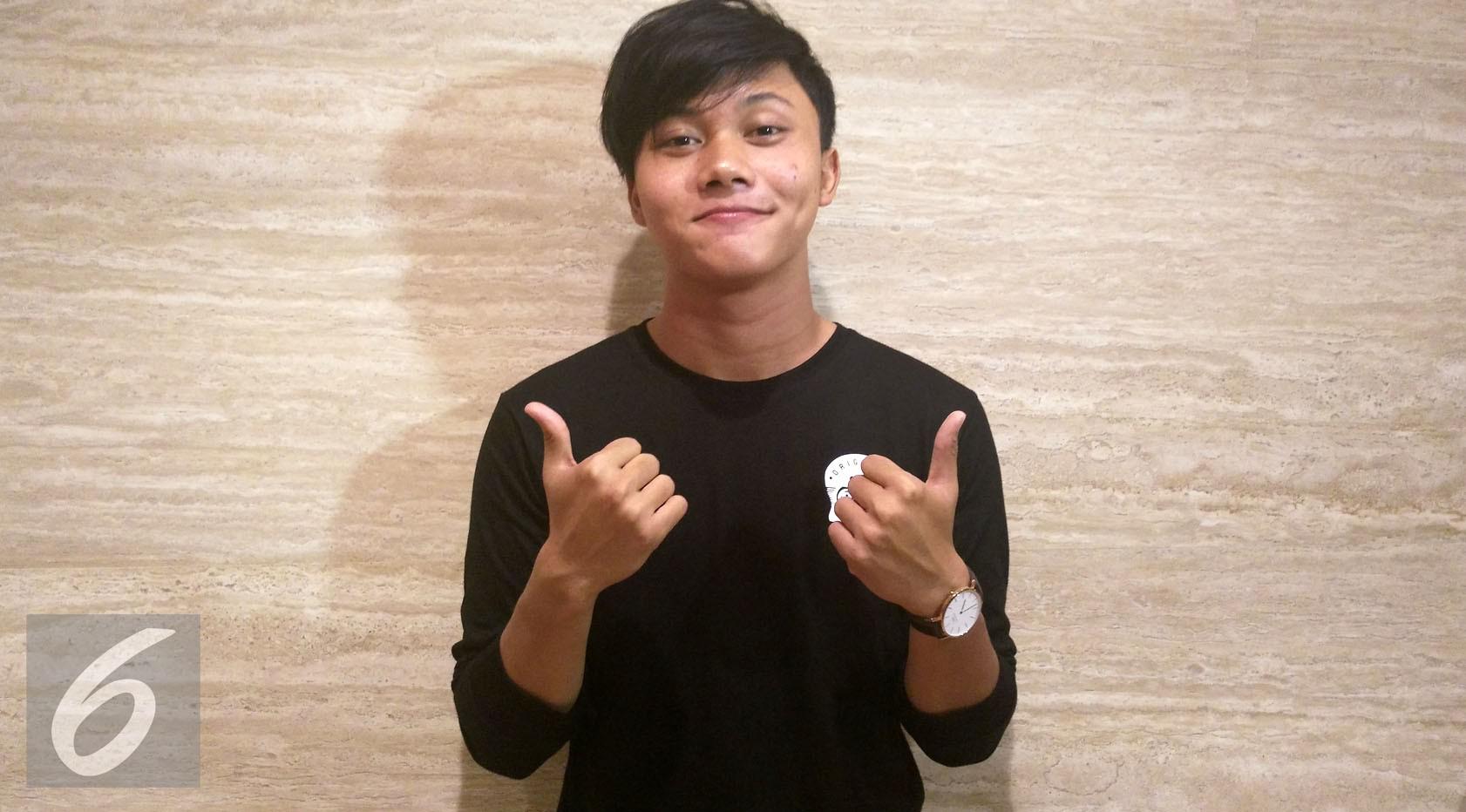 Luncurkan Single Baru Rizky  Febian Tak Mau Muluk Muluk 