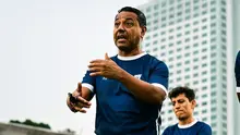 Nolberto Solano memimpin sesi latihan Timnas Pakistan di Stadion Madya GBK, Jakarta, Rabu (30/9/2026). (Dok. PFF)