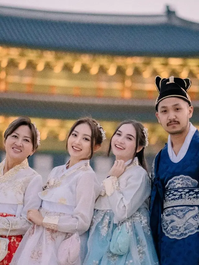 Natasha Wilona menggunakan hanbok (Instagram/natashawilona12)