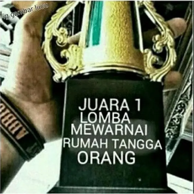 5 Editan Piala Juara Jadi Sobat Sedih Ini Bikin Tepuk Jidat