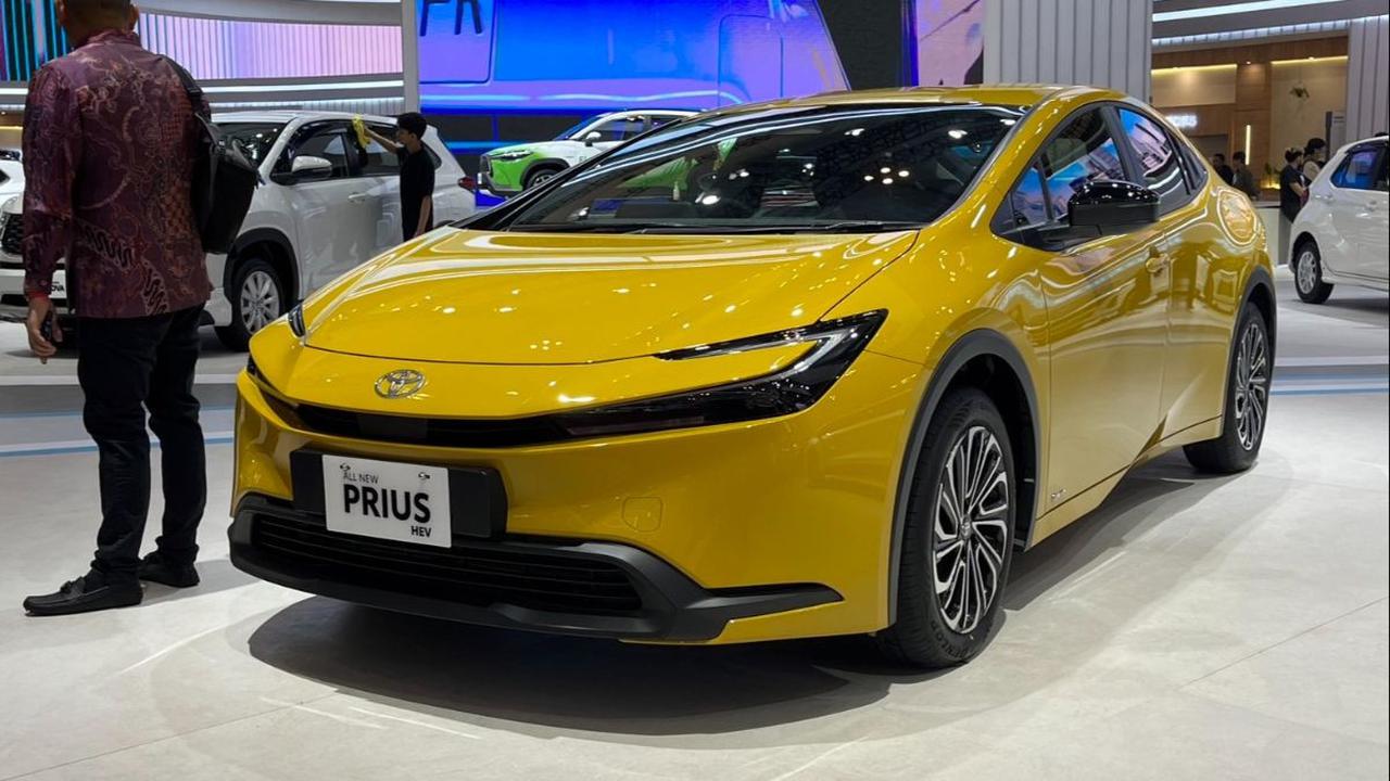 Toyota Bocorkan akan meluncurkan 2 model baru di GIIAS 2024, menunjukkan kemungkinan adanya Prius terbaru!