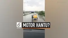 Sebuah rekaman becak motor yang berjalan sendiri tanpa pengendara membuat heboh media sosial. Peristiwa ini terjadi di Bulacan, Filipina.