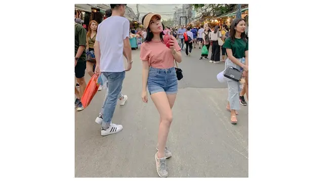 Elvia Cerolline - Billy Syahputra