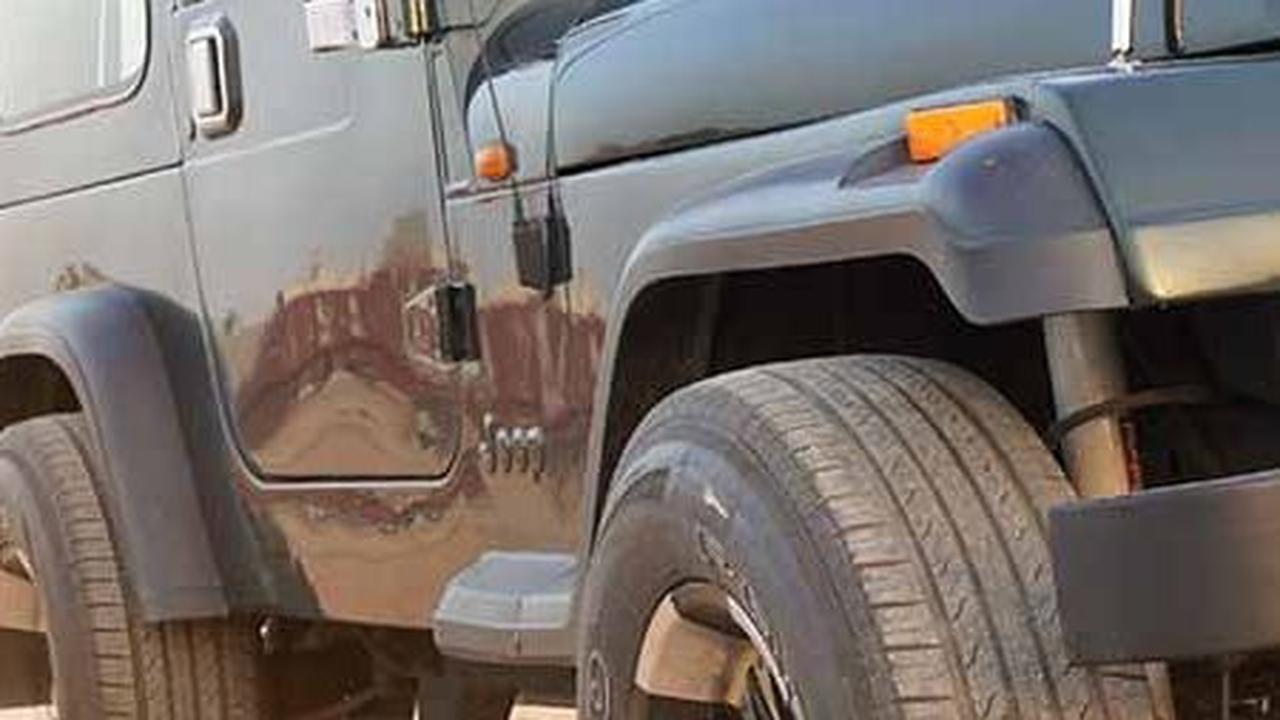 <b>Mobil Perang yang Digunakan untuk Sipil</b>