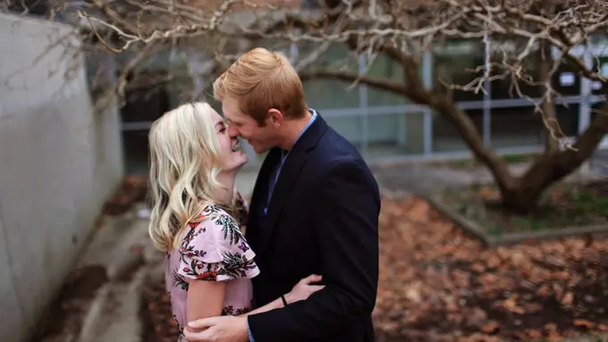 Ilustrasi Relationship