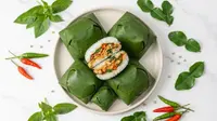 Resep Nasi Cokot Ayam Suwir Kemangi Pedas, Cocok untuk Bekal Langsung Makan