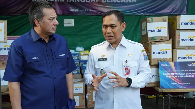 Bank Mandiri Gerak Cepat Salurkan Bantuan untuk Korban Kebakaran di Manggarai