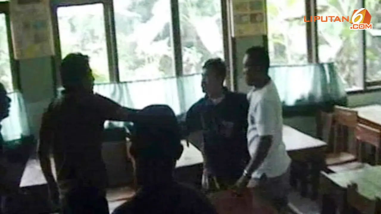 ngamuk-sekolah130626a.jpg
