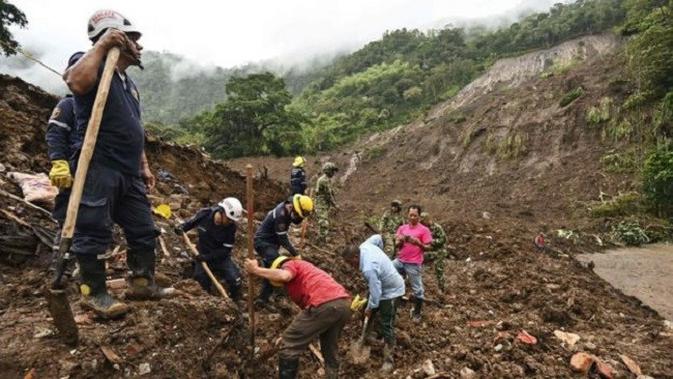 Longsor di Kolombia sebelah barat daya, yang menewaskan 17 orang dan melukai 5 lainnya. (AFP)