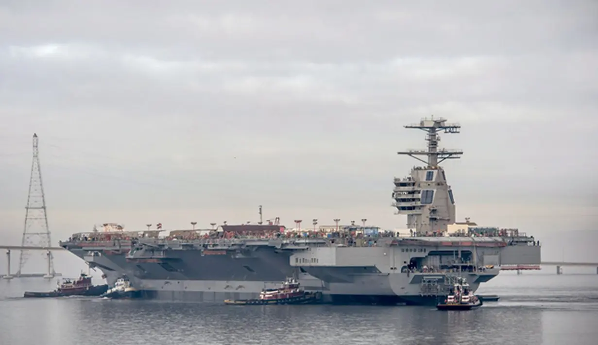 Kapal induk USS Gerald Ford merupakan kapal perang paling mahal dalam sejarah armada Amerika Serikat. Harga Kapal tersebut mencapai 13 milliar dollar. kapal ini mempunyai kekuatan listrik lebih dari pada kapal USS Nimitz. (businessinsider.co.id)