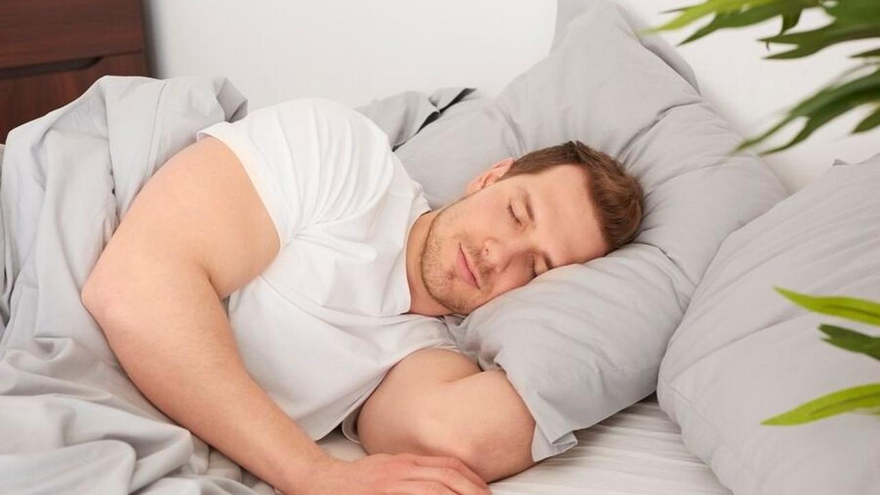 6.&nbsp;Tidur Cukup Setiap Malam