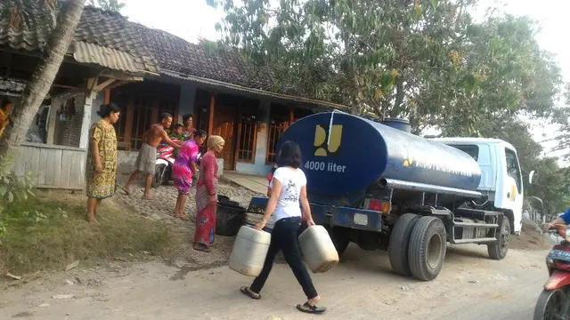 Kemarau, Ribuan Warga Cilacap Kini Konsumsi Air Asin dan Berbau