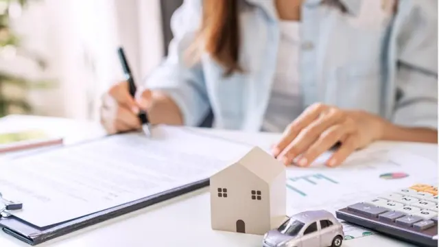 Kemudahan Menghitung Premi Asuransi Properti sampai Perjalanan dengan Kalkulator Simulasi Online.