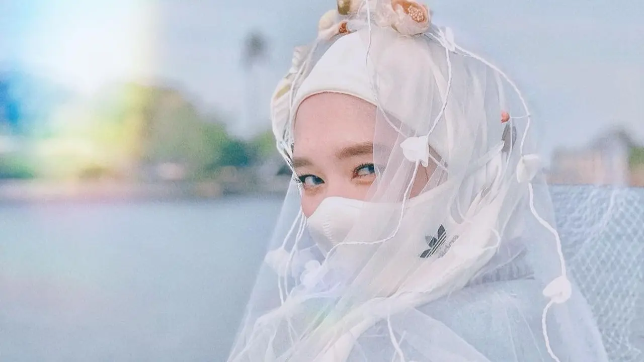 Pesona Inara Rusli Istri Virgoun yang Diselingkuhi