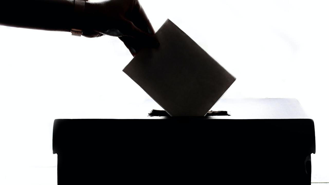 Menimbang Untung Rugi Wacana Pemilihan Kades Lewat Parpol