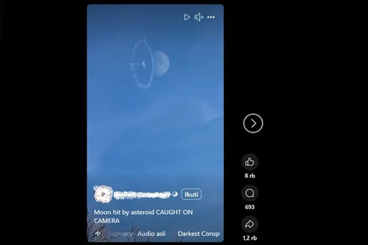 Beredar sebuah video yang diklaim sebuah asteroid menghantam bulan. (sumber: Facebook)