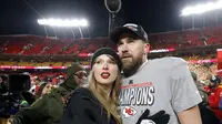 Taylor Swift dan Travis Kelce di AFC Championship Game 26 Januari 2025 di Kansas City, Missouri. (David Eulitt/Getty Images/AFP David Eulitt / GETTY IMAGES NORTH AMERICA / Getty Images via AFP