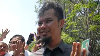 Masih Berduka, Ahmad Dhani Belum Ganti Rugi