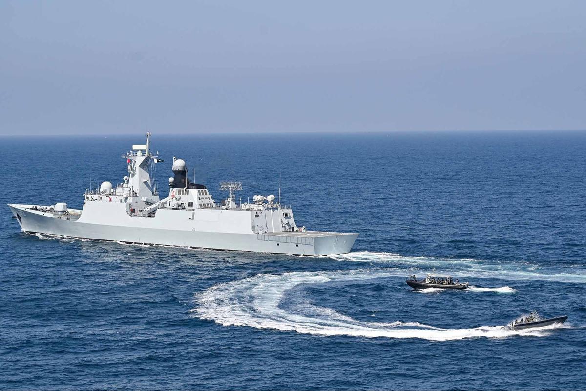 Kapal Perang TNI AL KRI Bung Tomo Ikuti Aman Exercise di Pakistan