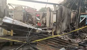 Malam Kelam Kebayoran Lama, Martini Kehilangan Rumah dan Penghasilan
