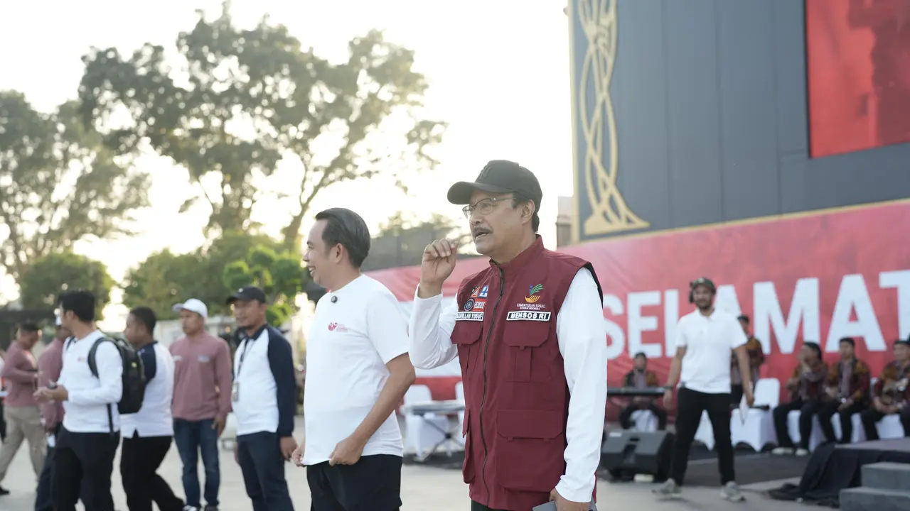 Acara puncak peringatan Hari Lanjut Usia Nasional (HLUN) 2025 dipusatkan di Alun-Alun Jember, Jawa Timur, Sabtu (31/5/2025). Sekira 4.000 lansia mengikuti kegiatan dengan suka cita.