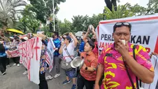 Akses Ditutup Ormas, Karyawan Club de Arjuna Demo Balai Kota