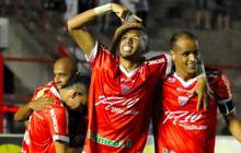 Usai comeback, Rivaldo dan anaknya jadi pahlawan Mogi Mirim