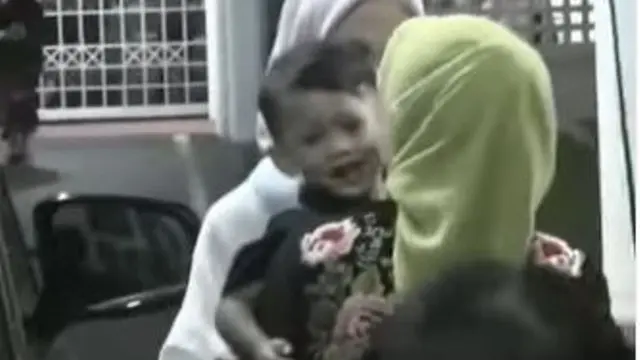 Senyum Arkana Sambut Kepulangan Atalia dan Ridwan Kamil Tanpa Eril