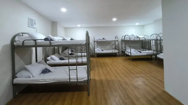 Hotel Berbentuk Ayam