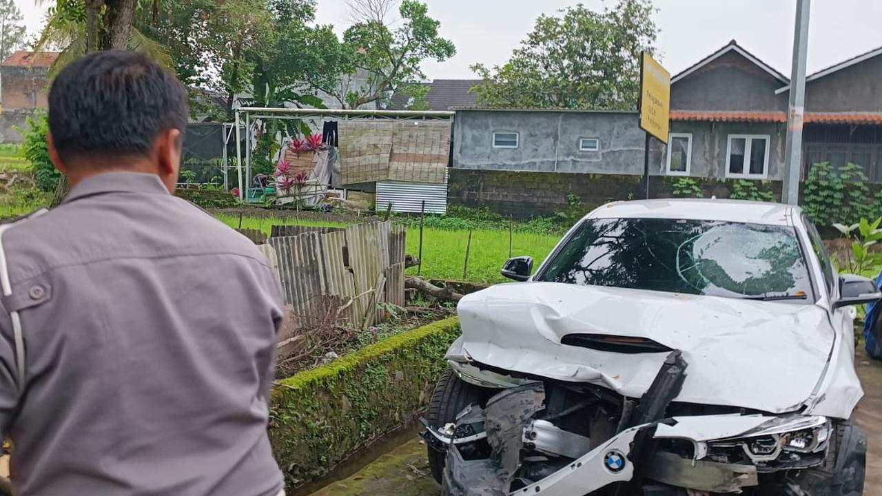 Mobil BMW Penabrak Mahasiswa UGM hingga Tewas di Sleman Belum Bayar Pajak
