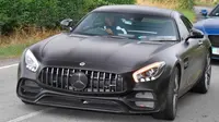Mengintip Koleksi Mobil Mewah Romelu Lukaku dan Eden Hazard