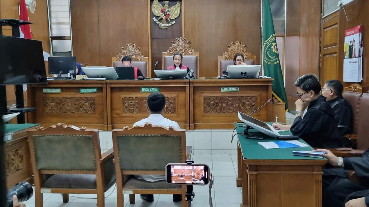 Vadel Badjideh Divonis 9 Tahun Penjara serta Denda Rp1 Miliar Terkait Kasus Pencabulan dan Aborsi
