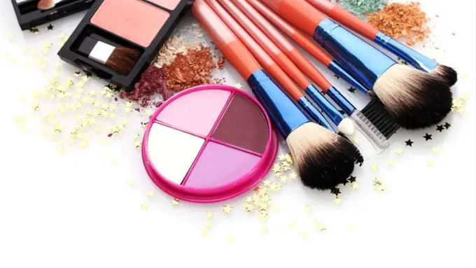 Sederet Artis Indonesia yang Luncurkan Brand Kosmetik