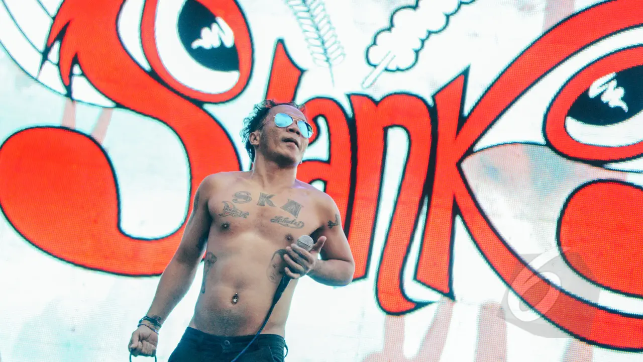 Slank Bikin Panas Konser Drugs Free Asia Afrika 