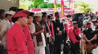 Koster-Giri Resmi Mendaftarkan Diri Sebagai Bakal Pasangan Calon Gubernur dan Wakil Gubernur Bali 2024 (Dewi Divianta/Liputan6.com)