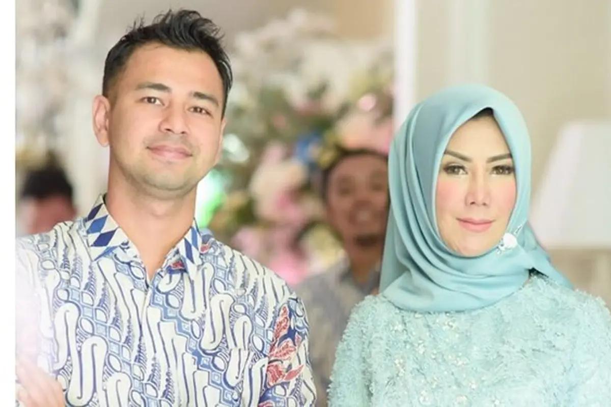 Tak Menua, Ini 7 Potret Mama Amy Ibunda Raffi Ahmad dari Muda Hingga Kini