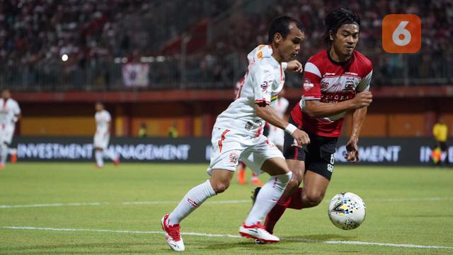Madura United Vs Persija di Stadion Gelora Madura Ratu Pamelingan, Pamekasan.