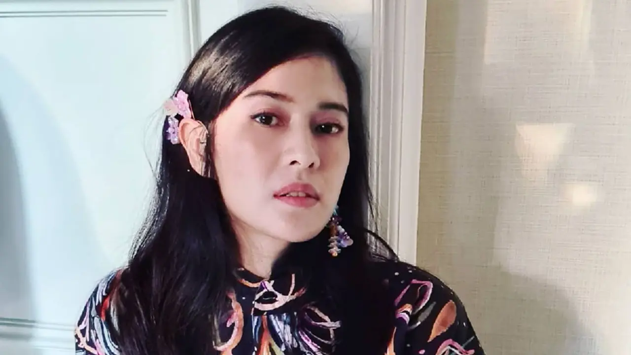 Dian Sastrowardoyo. (Foto: Instagram @therealdisastr)