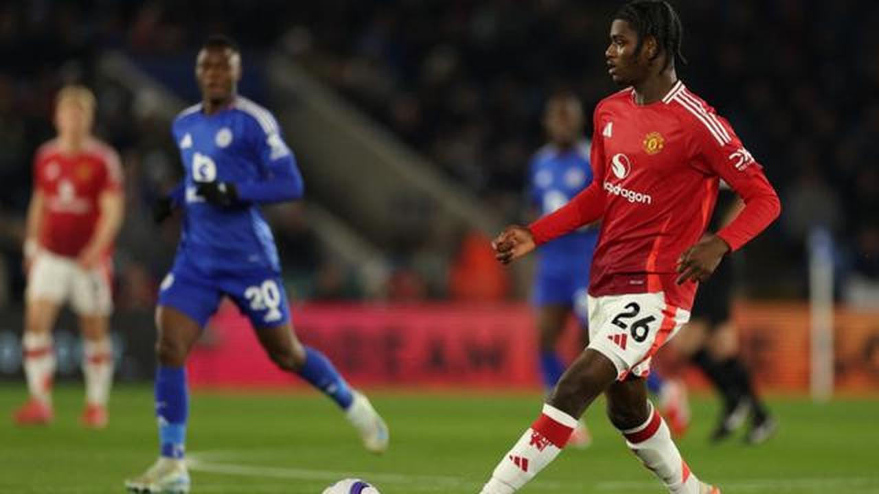 Chelsea Vs MU: Carrick Pusing, Timnya Terancam Krisis Bek Tengah