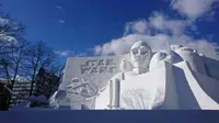 Ada Star Wars di Sapporo Snow Festival di Hokkaido, Jepang. (Liputan6.com/Dinny Mutiah)