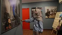 Denny JA Jadi Pelukis Pertama di Indonesia dengan Asisten Artificial Intelligence