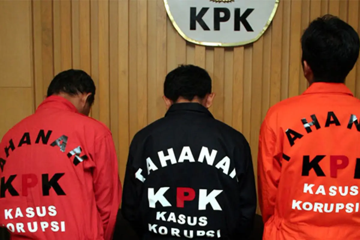 Selain Mati, 3 Hal Ini Bisa Jadi Alternatif untuk Hukum Koruptor