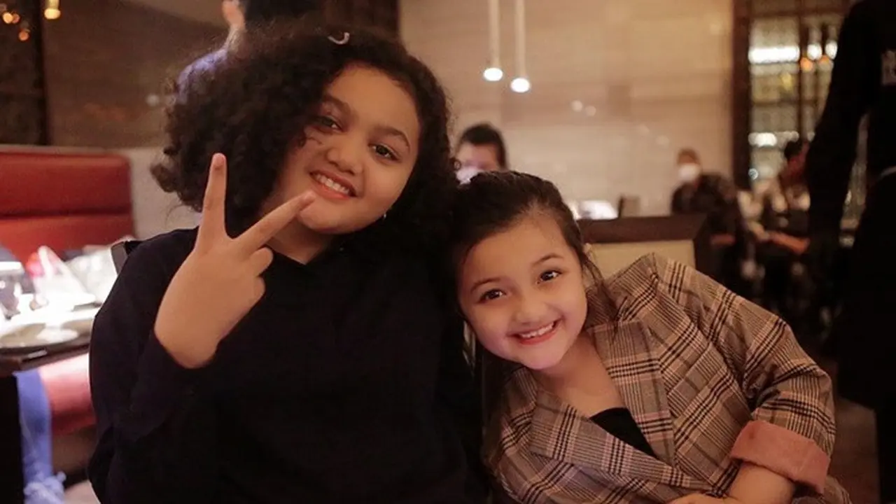 6 Momen Kedekatan Arsy Hermansyah dan Amora Lemos, Bikin Gemas