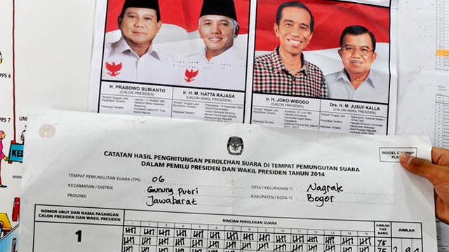 Sejumlah Kecamatan di Jakarta menyelenggarakan rapat Pleno perhitungan suara. Hasil rekapitulasi suara selanjutnya akan dibawa ke tingkat KPU Kota.