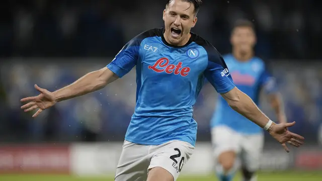 Napoli Bantai Liverpool di Stadion Diego Armando Maradona