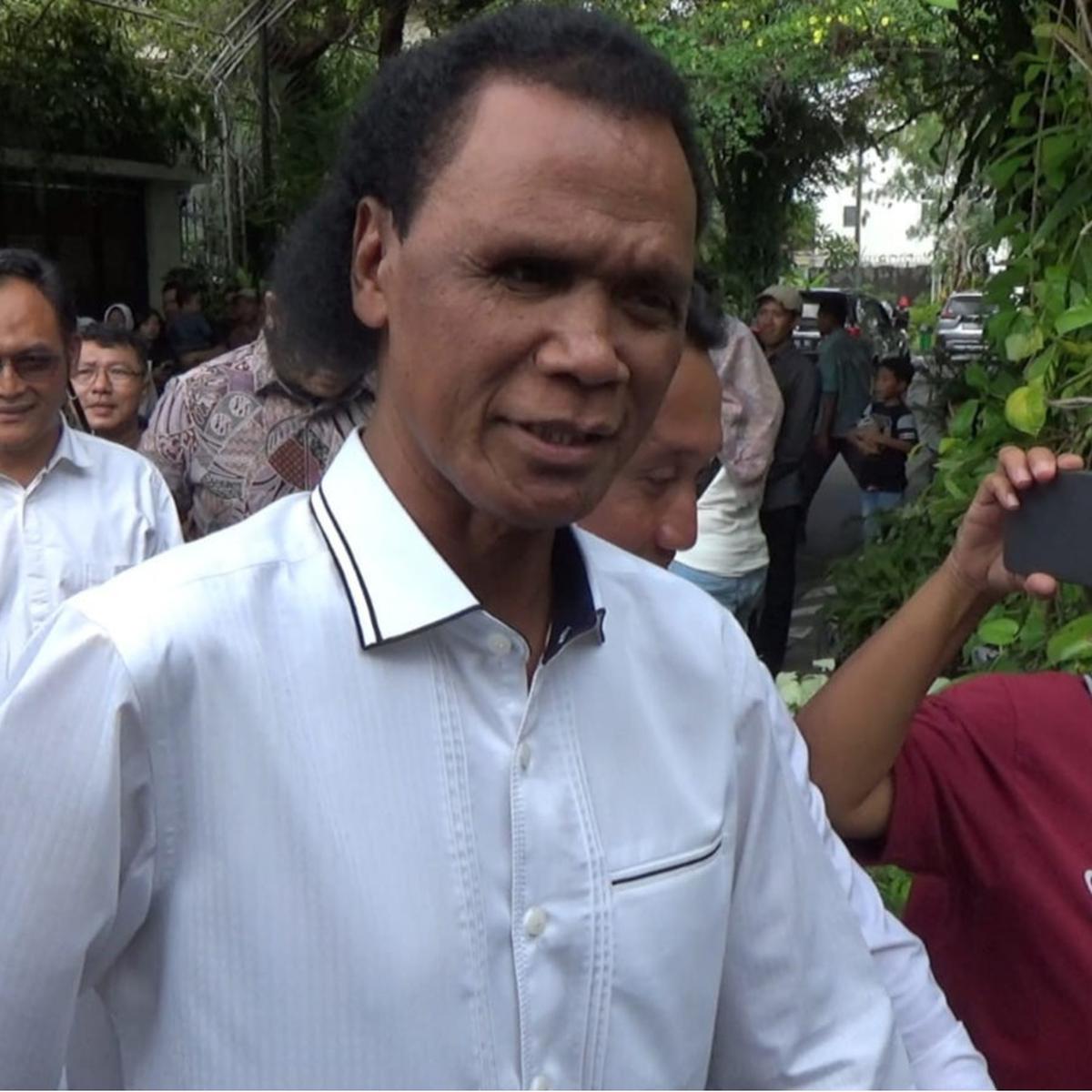 Ketua Umum Gerakan Rakyat Indonesia Bersatu (GRIB) Jaya, Hercules Rosario de Marshall