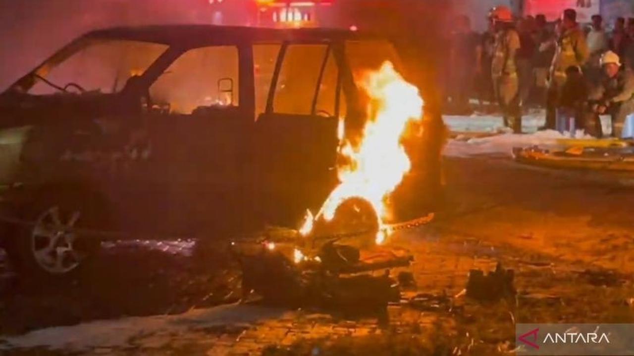 Minibus Terbakar Hebat di Kembangan Jakarta Barat, Diduga Angkut BBM Ilegal
