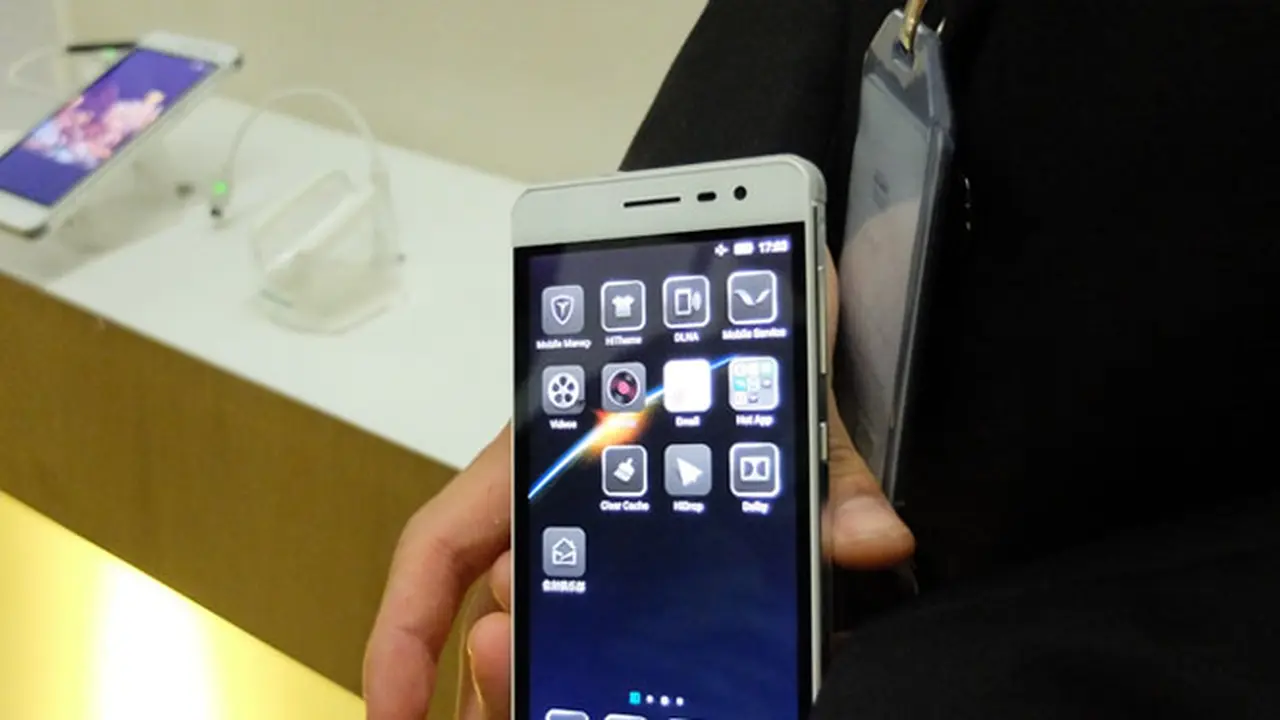 Hisense smartphone