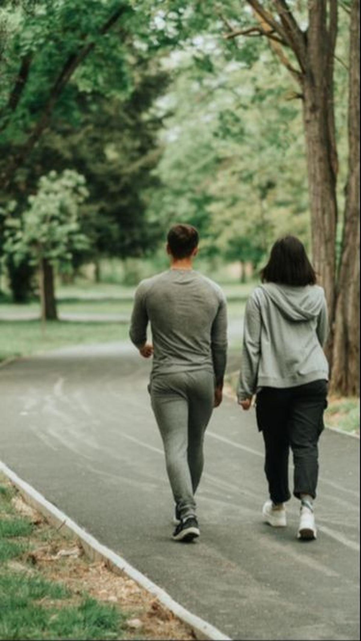 3. Berjalan Kaki